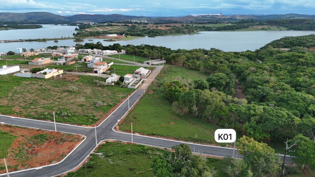 Lote K01 no Bairro Vista do Rio Grande, Macaia, MG