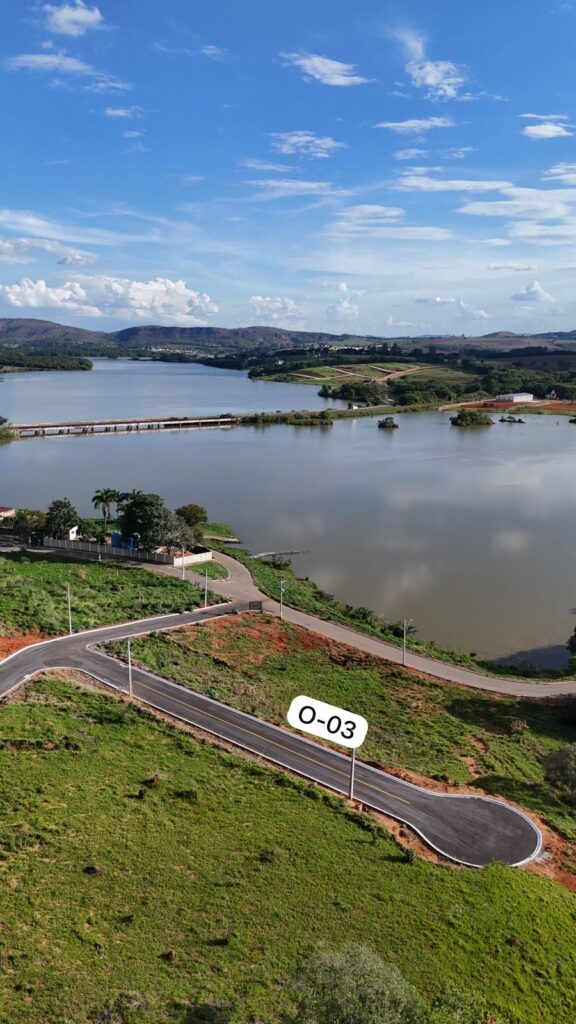 Lote O03 no Bairro Vista do Rio Grande, Macaia, MG