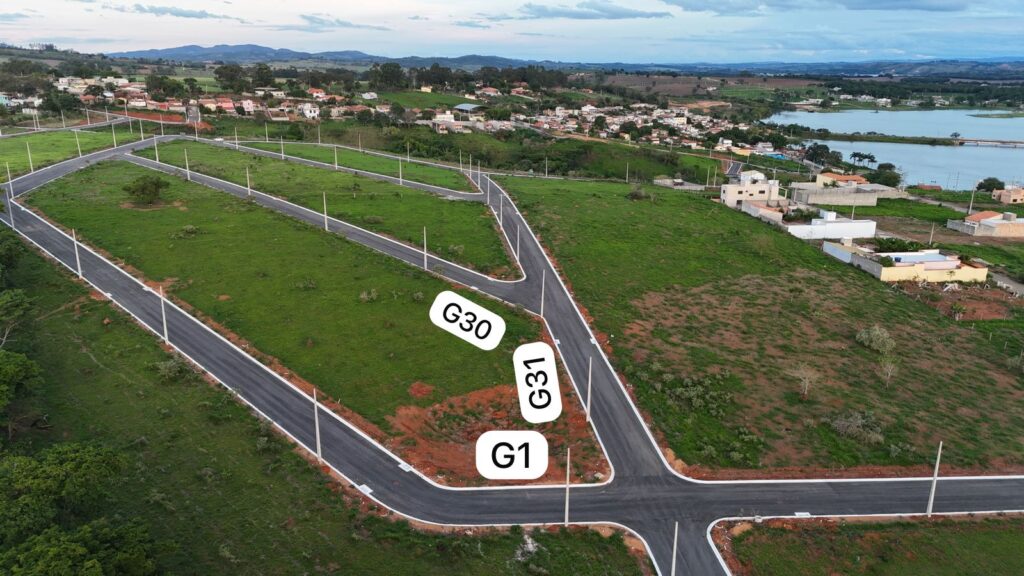 Lote G01 no Bairro Vista do Rio Grande, Macaia, MG