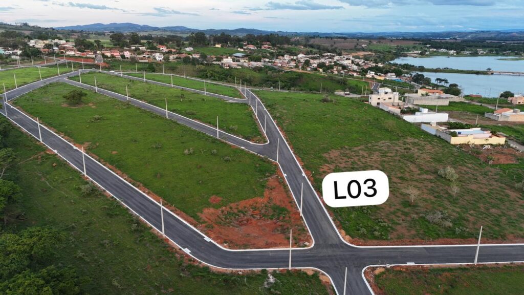 Lote L03 no Bairro Vista do Rio Grande, Macaia, MG